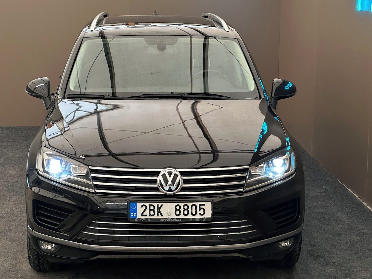 Volkswagen Touareg, 3.0 TDI 4x4 Panorama - fotka 3