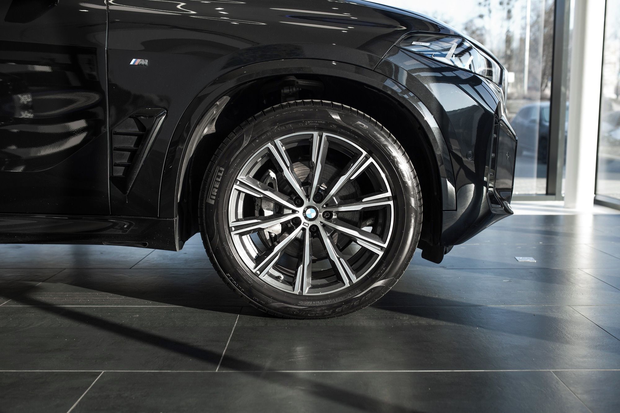 BMW X5, xDrive30d - fotka 5