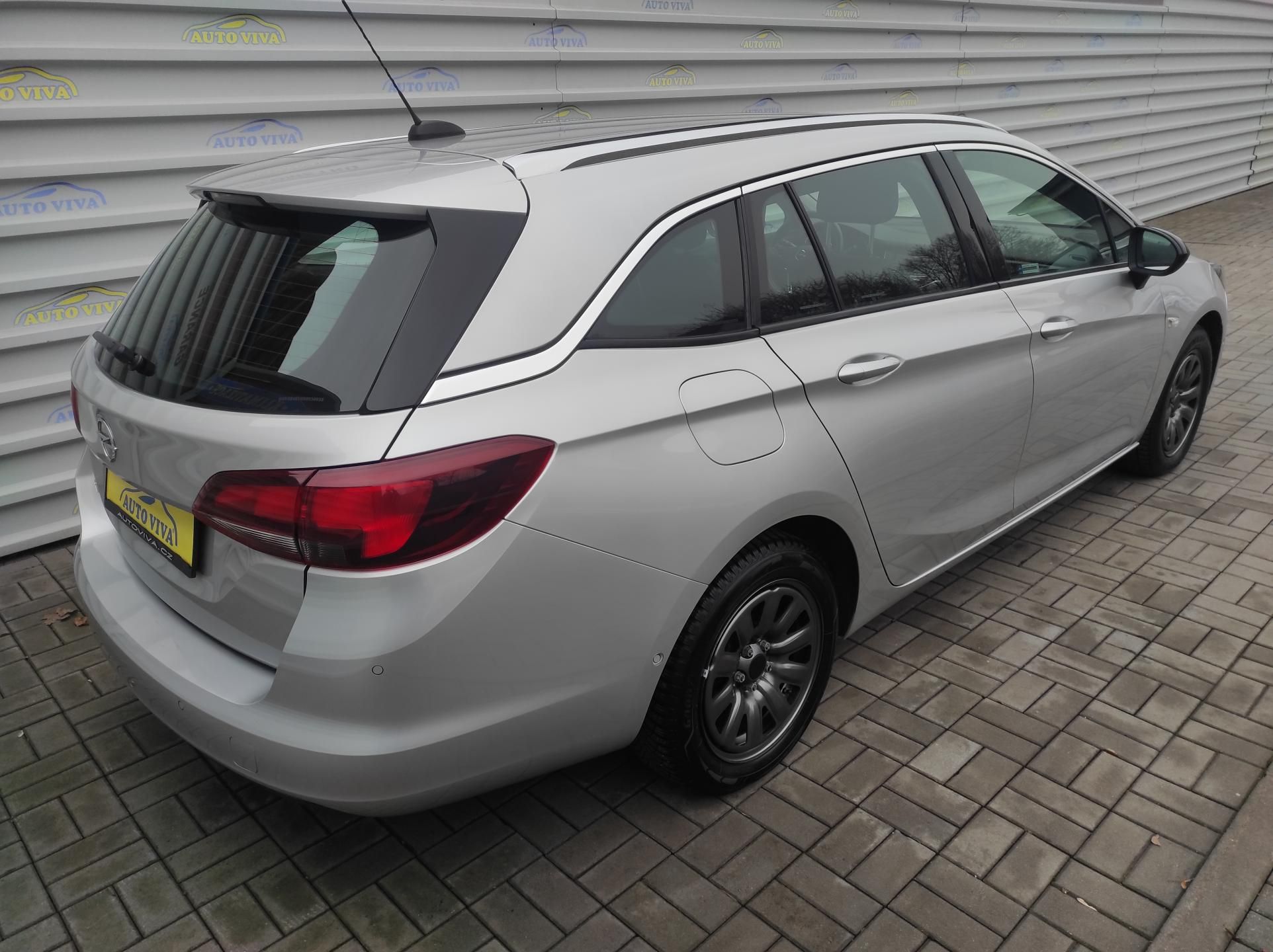 Opel Astra, 1,5CDTi ST, Elegance, S/s - fotka 4