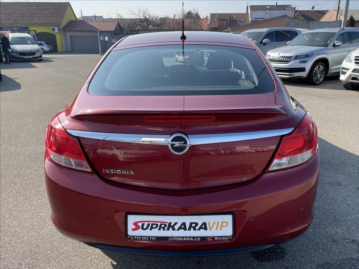 Opel Insignia, 1,8 16V BI-Xenony*D.Klima*PDC - fotka 6