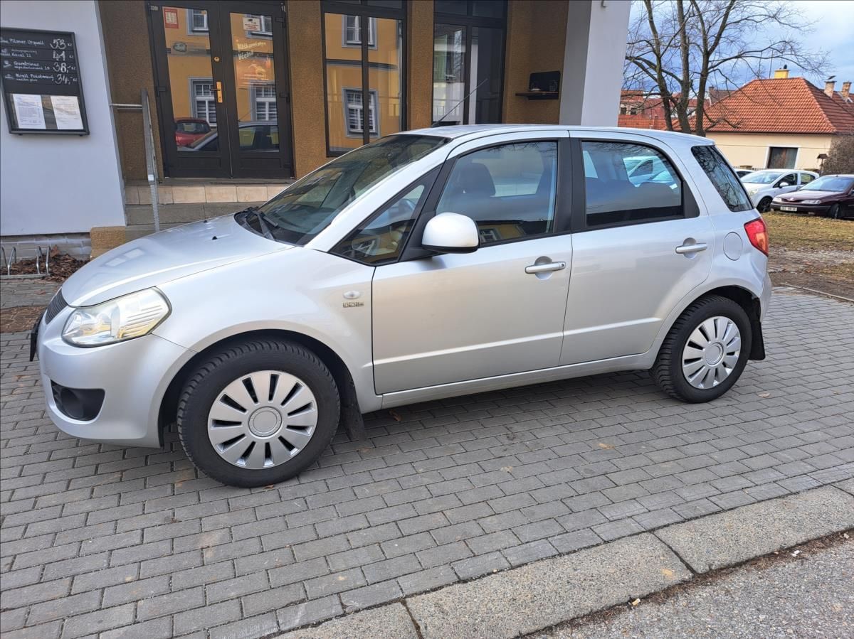 Suzuki SX4, 1,9 DDiS GL 2WD - fotka 4