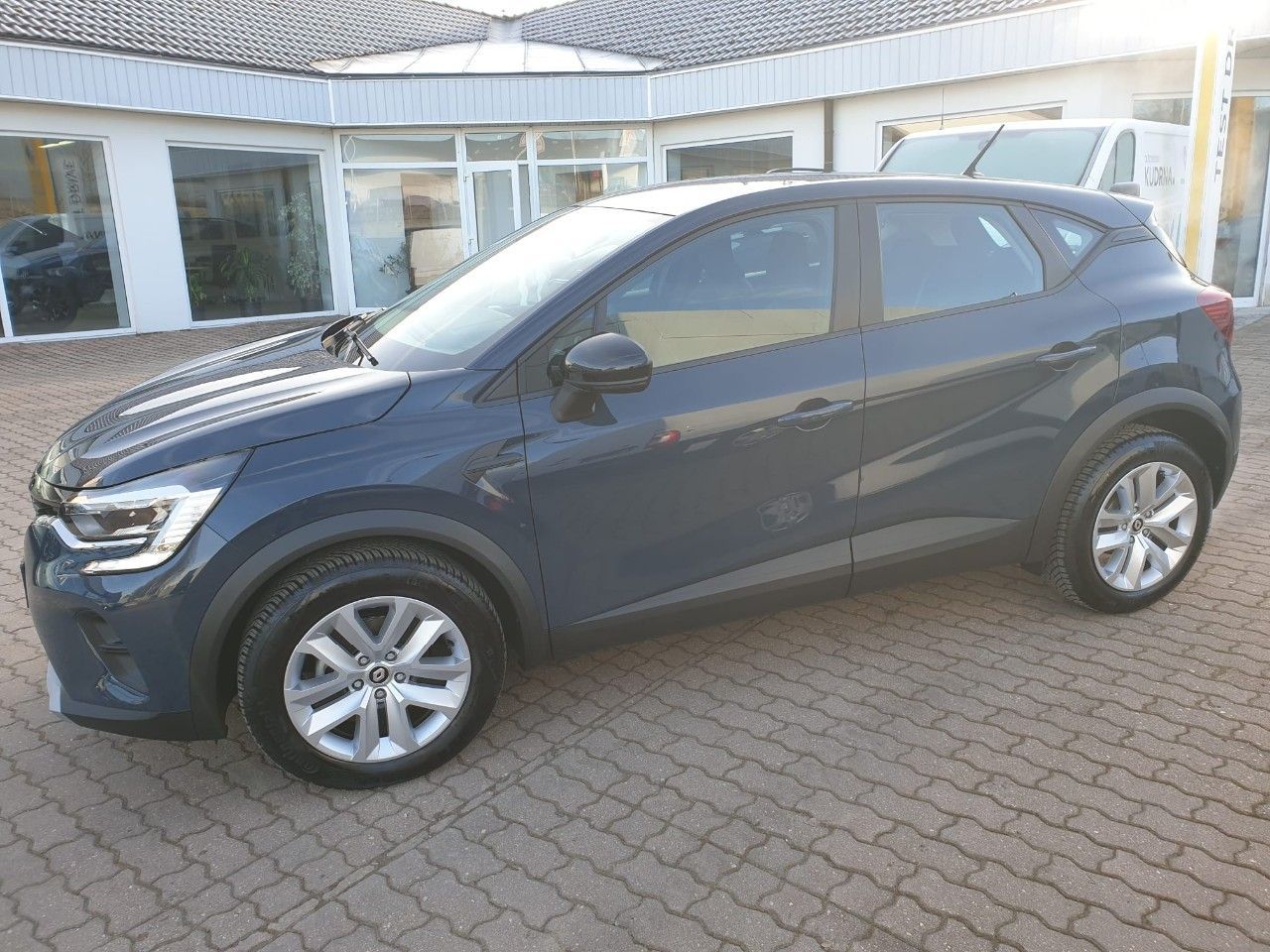 Renault Captur, 0,9 TCe Equilibre - fotka 3