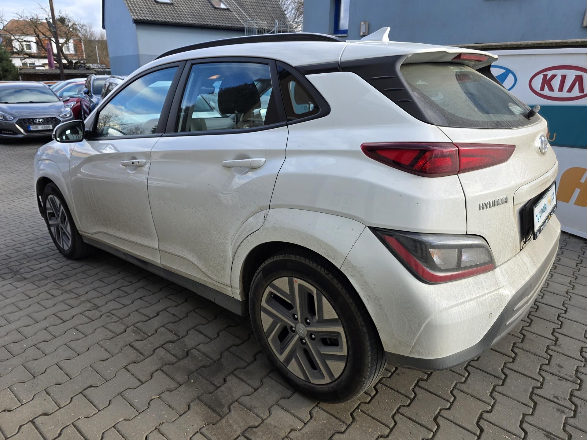 Hyundai Kona, EL-64KWh-V ZÁRUCE-TEP.ČERPADLO - fotka 5