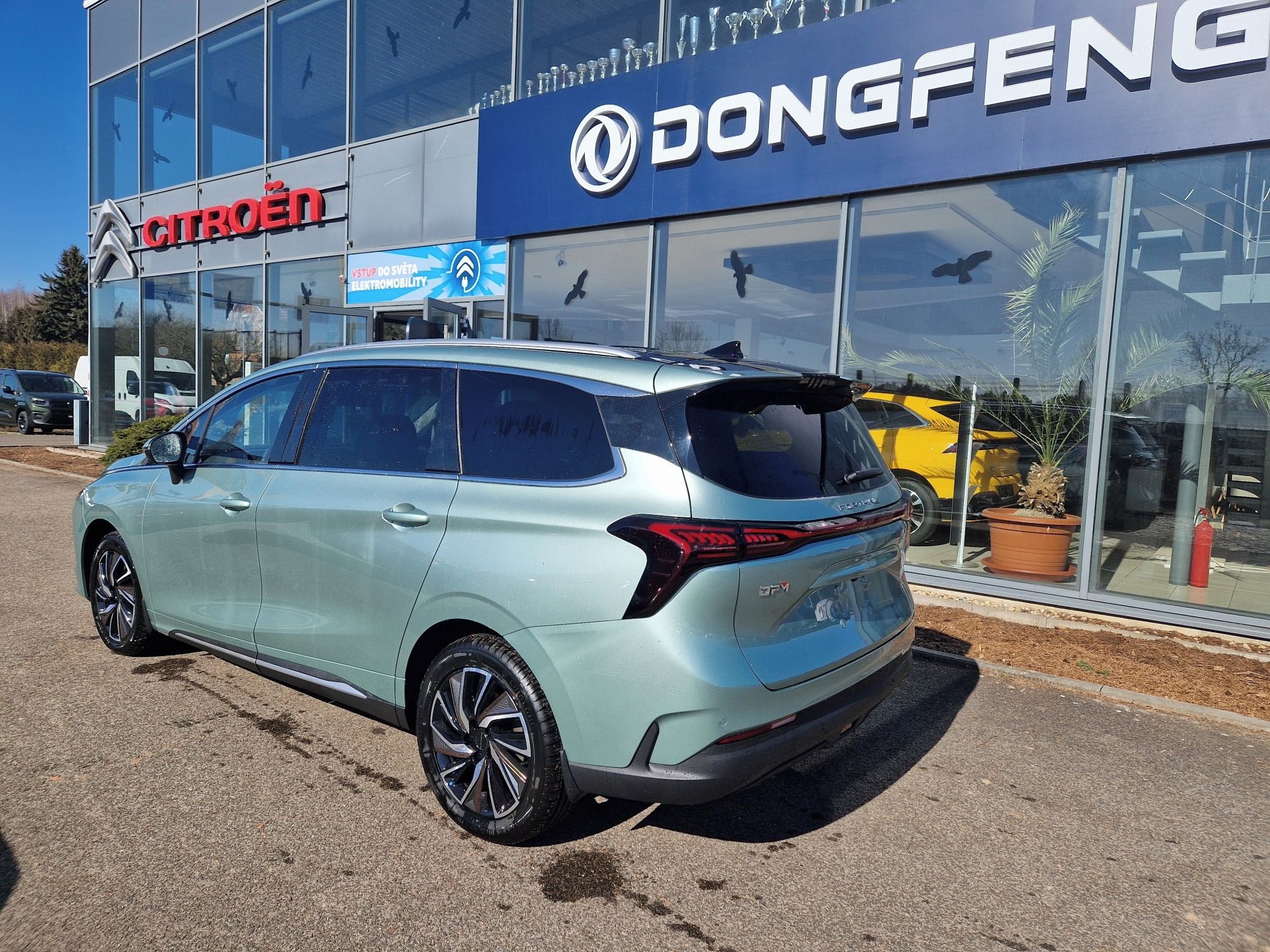 Dongfeng U-Tour, 1,5 Turbo DCT7 EXCLUSIVE FR - fotka 4