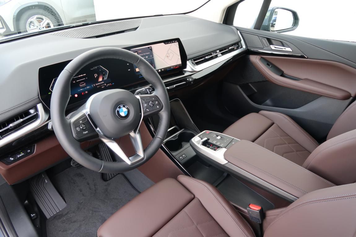 BMW Řada 2, 218i Active Tourer - fotka 6
