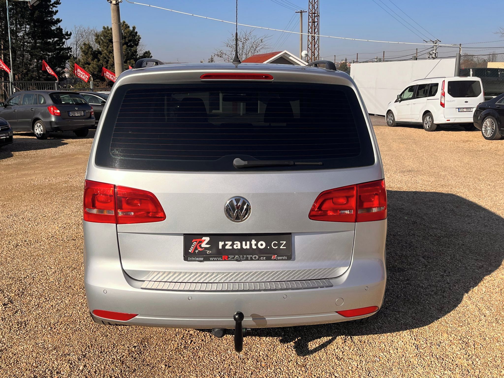 Volkswagen Touran, 1.6TDi 77kW*WEBASTO*VÝHŘEV SED - fotka 4