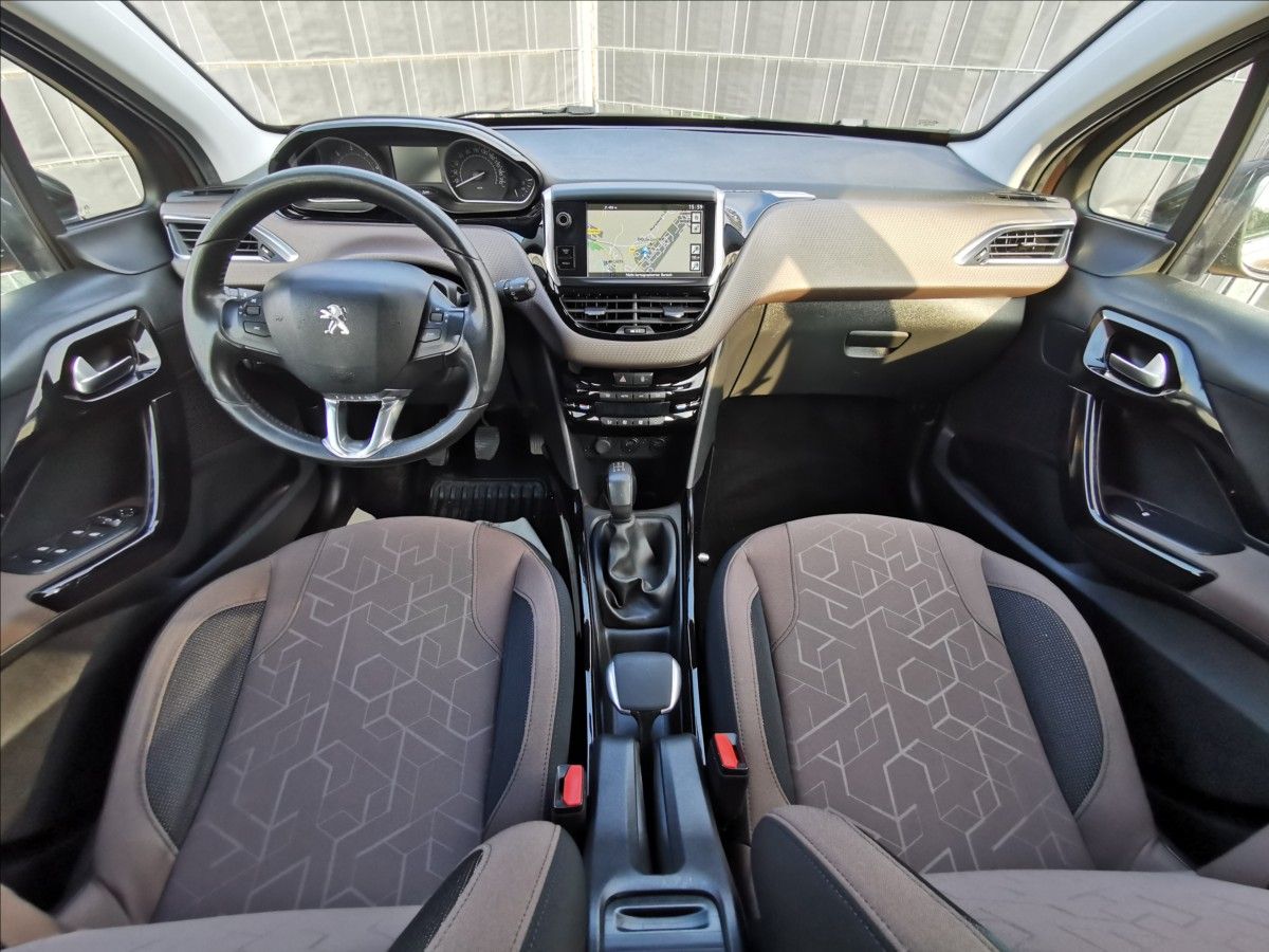 Peugeot 2008, 1.4 HDi Active - fotka 5