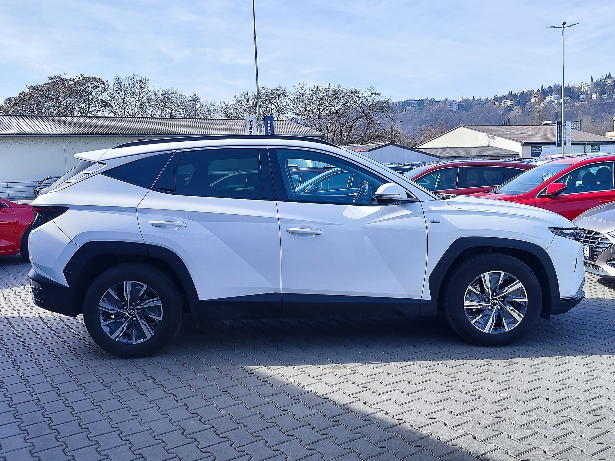 Hyundai Tucson, 1.6CRDI/100kW SmartNav DCT 4X4 - fotka 4