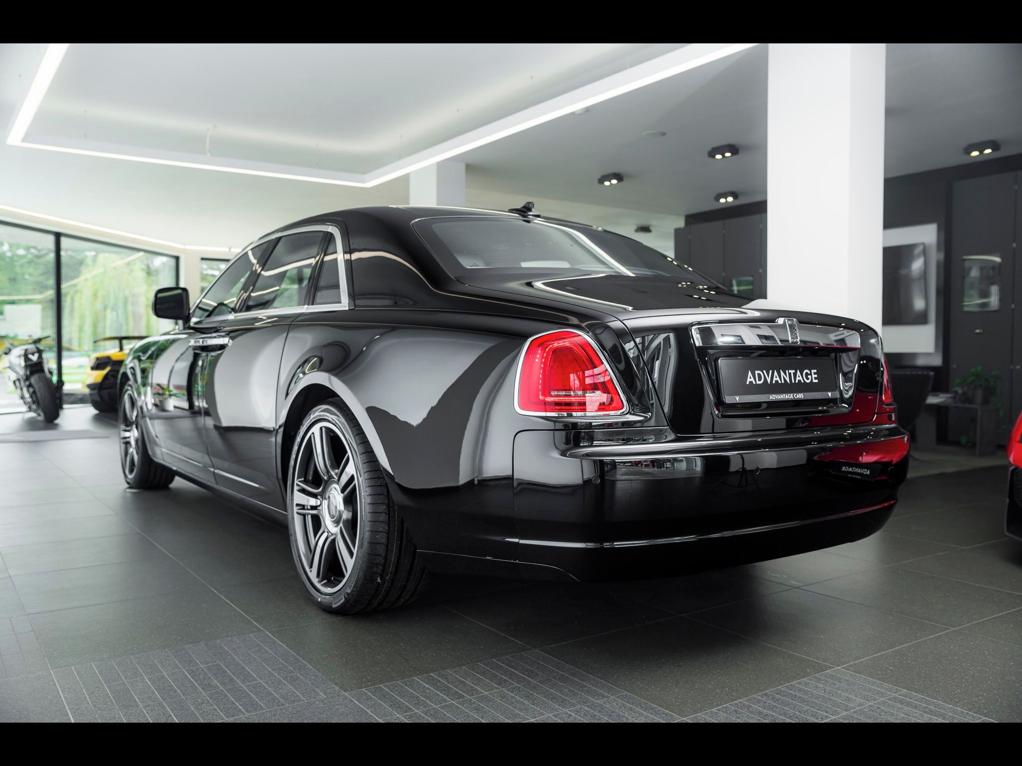 Rolls-Royce Ghost, Professional/Ventilace/TopView - fotka 4