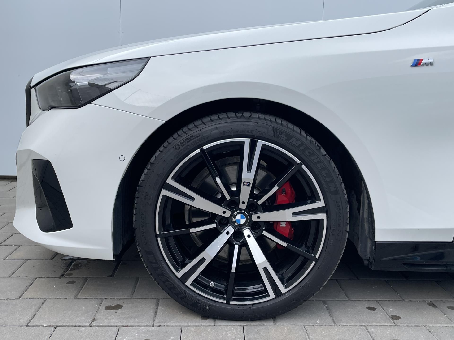 BMW Řada 5, 520d xDrive Touring - fotka 6