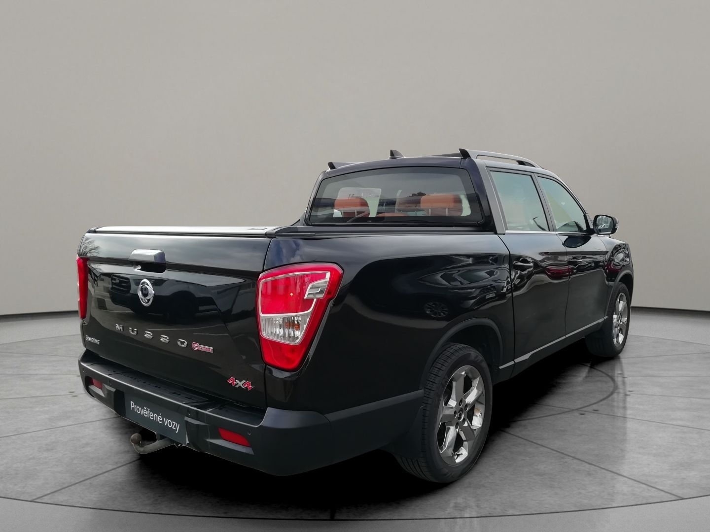 SsangYong Musso, Grand 2,2E-XDI 4WD Premium - fotka 2