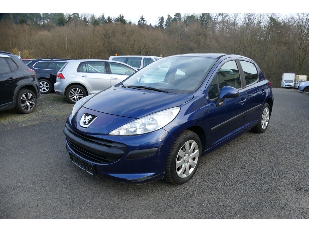Peugeot 207, 1,4 54KW KLIMA