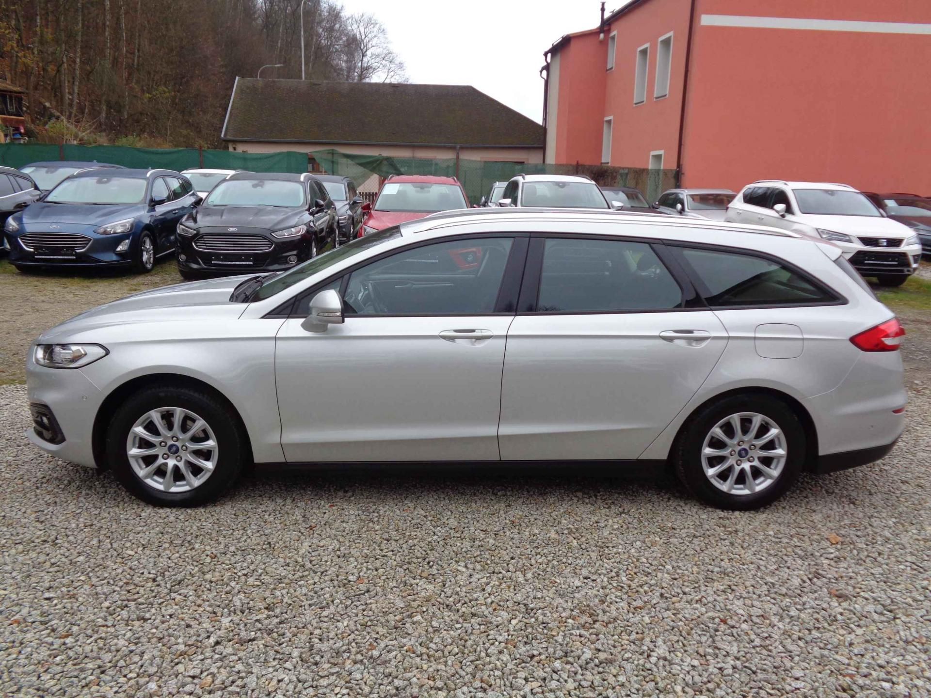 Ford Mondeo, 2,0 D EcoBlue 16ALU 7airb NAVI - fotka 6