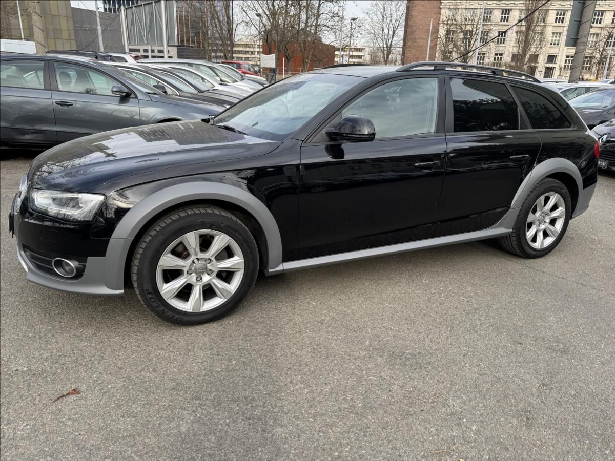 Audi A4 allroad, 3,0 QUATTRO+XENON+TOP !! - fotka 3