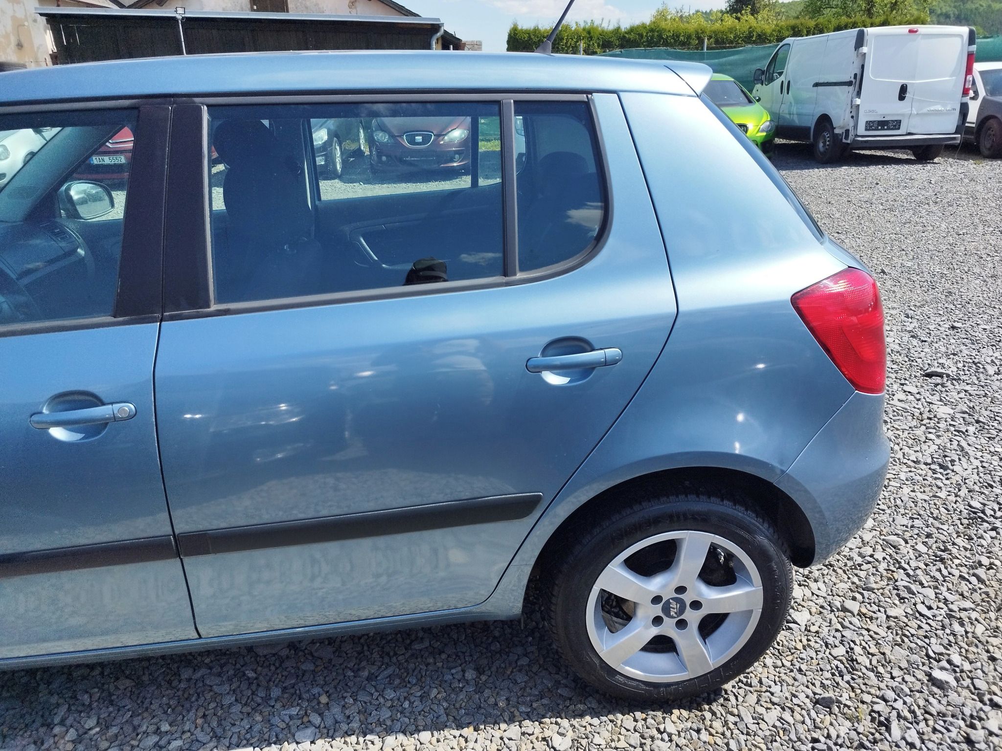 Škoda Fabia, 1.6 TDI Klima, Tempomat - fotka 6