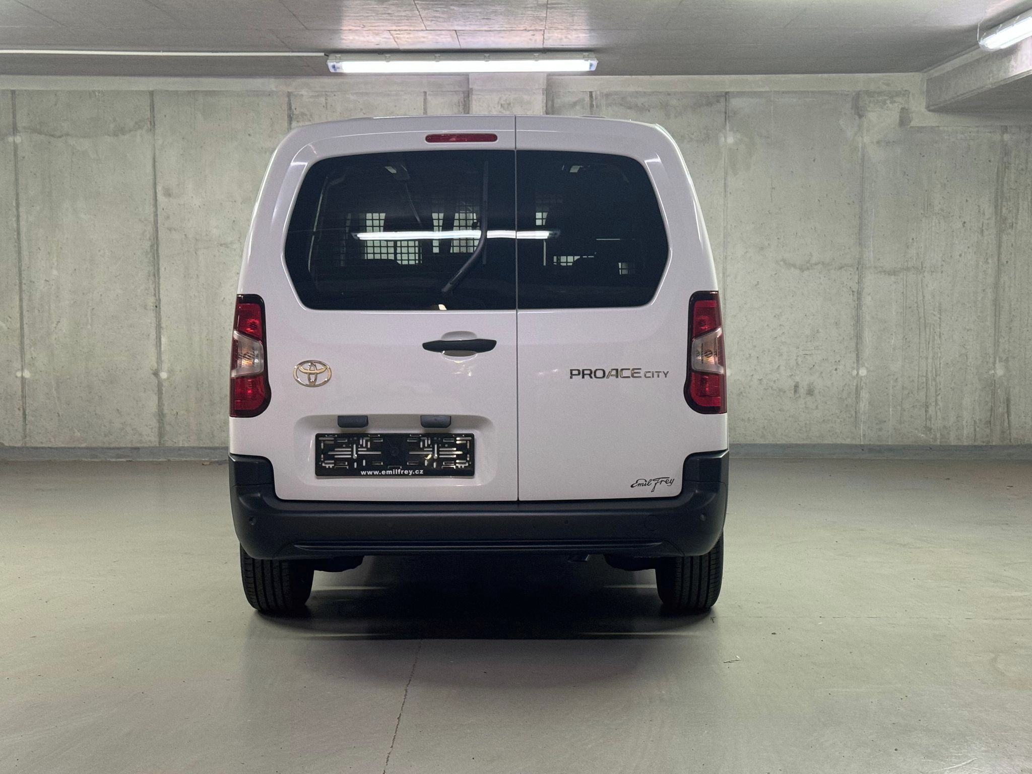 Toyota Proace City, CrewCab 1,5D 130k Long - fotka 6