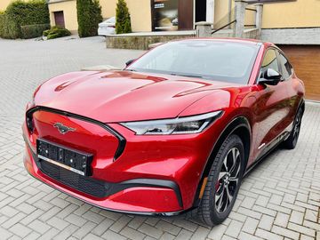 Obrázek k inzerátu: Ford Mustang Mach-E, MACH-E 273kW 4x4 98,7kW