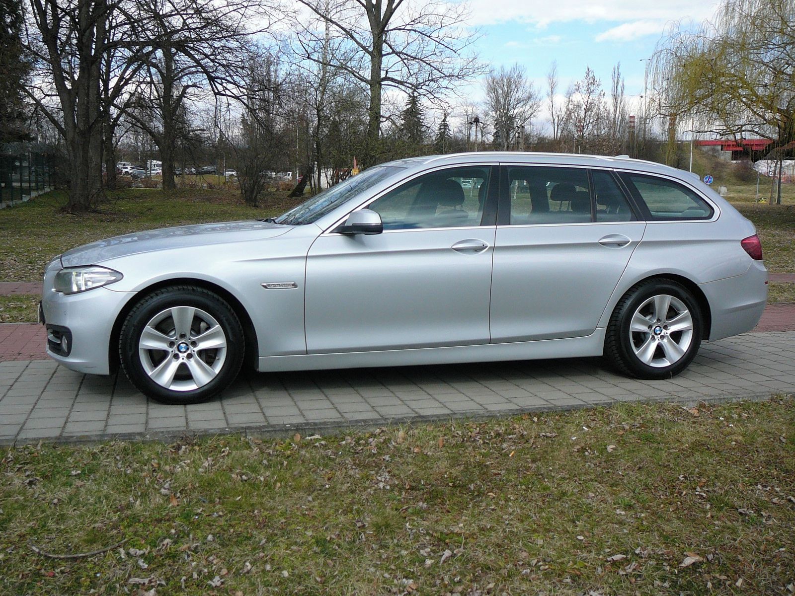 BMW Řada 5, 530D X-Drive 190kW ČR - fotka 3