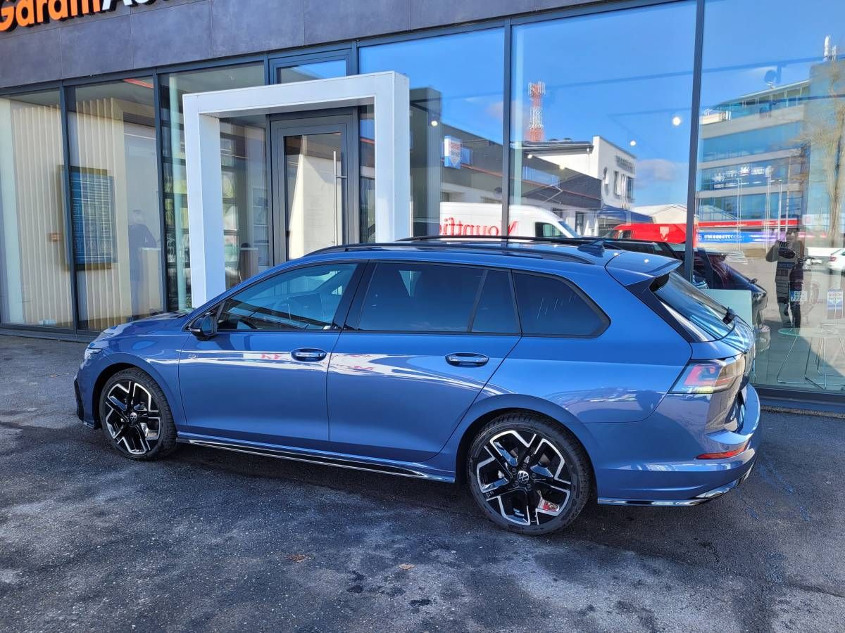 Volkswagen Golf, 2.0 TDI DSG R-line - fotka 2