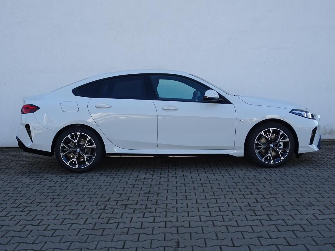 BMW Řada 2, 220 Gran Coupé - fotka 5