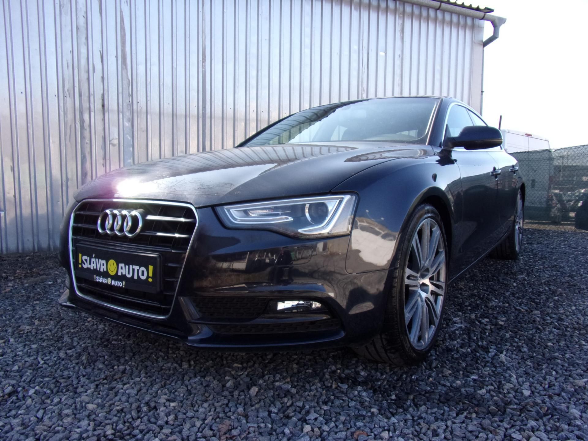 Audi A5, 2.0 TDi 189 000KM 2xLITÁ KOLA
