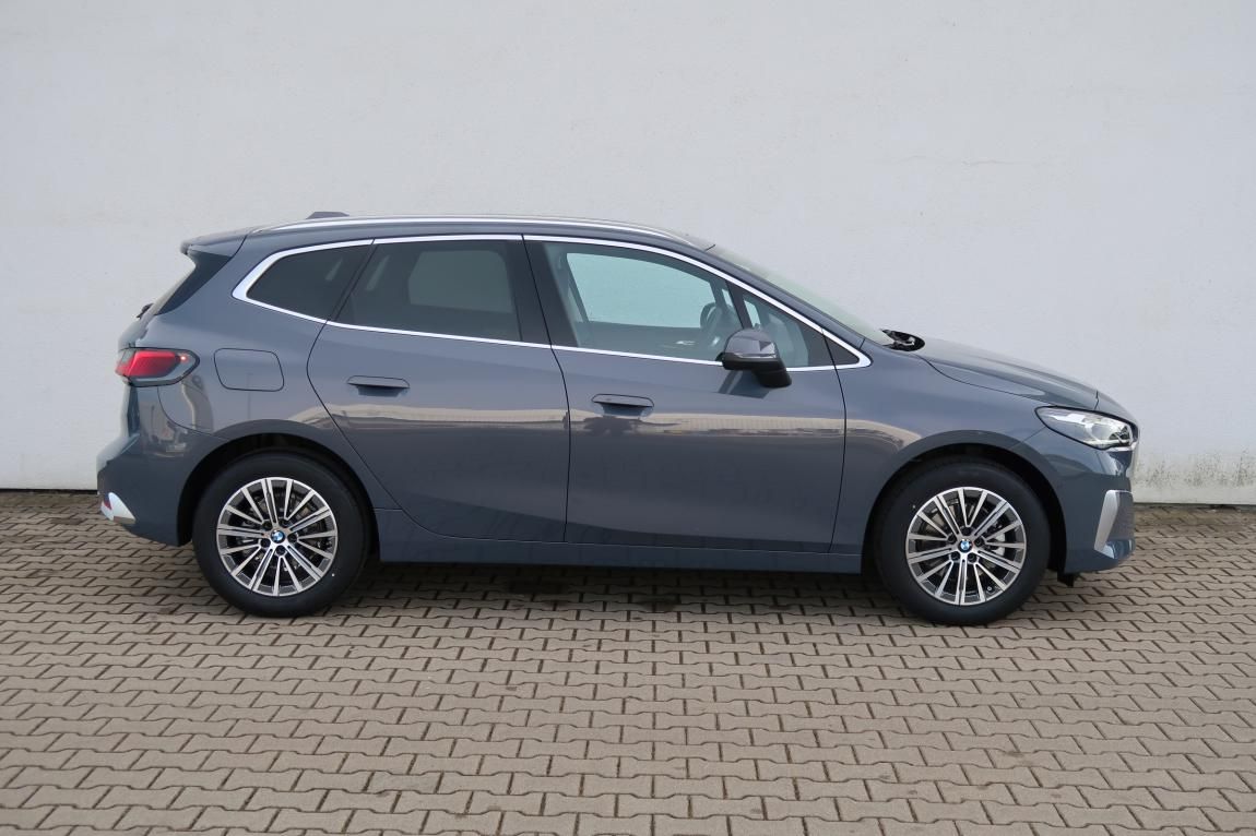 BMW Řada 2, 218i Active Tourer - fotka 5