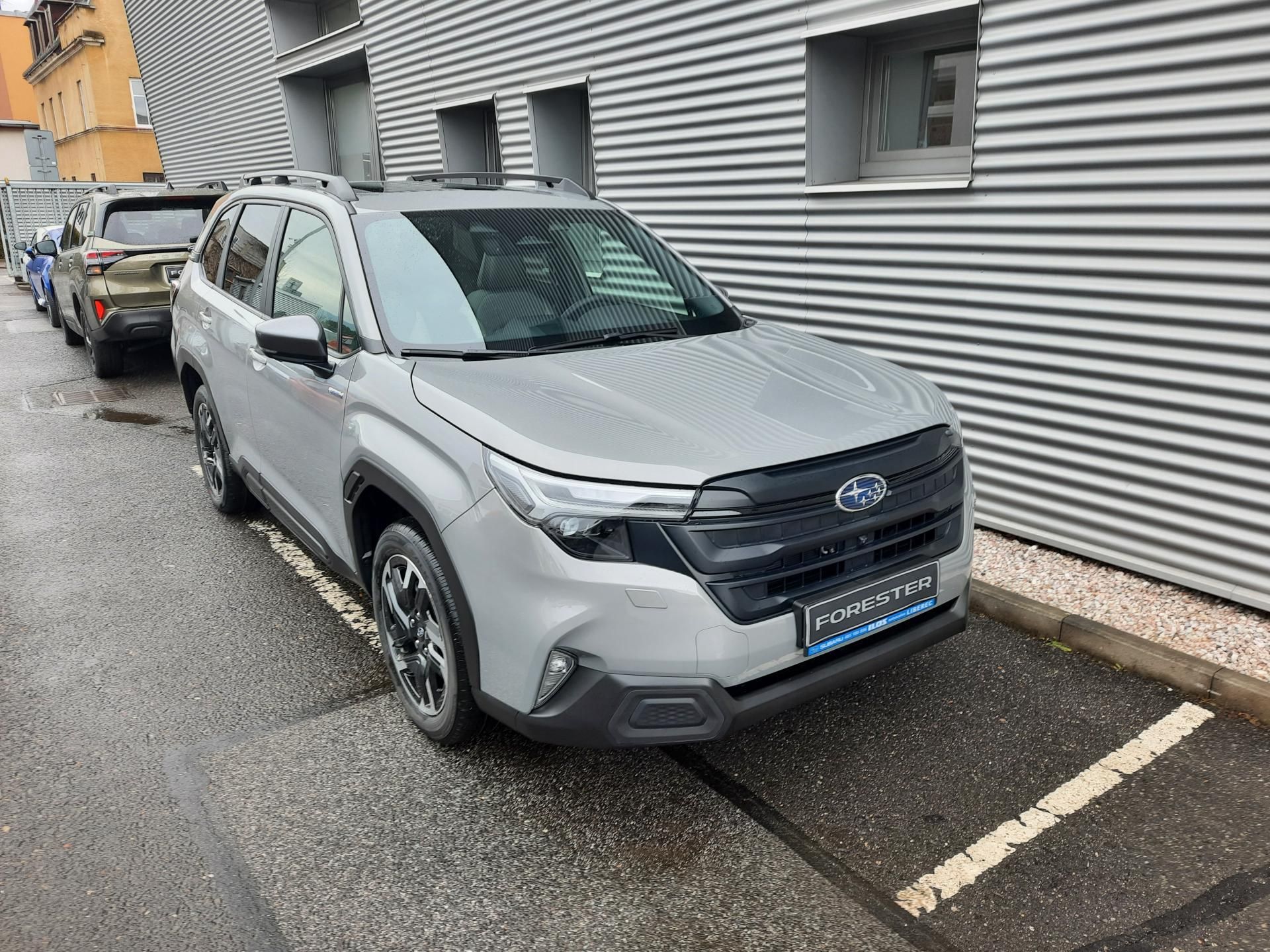 Subaru Forester, NOVÝ FORESTER 2,0i TOURING - fotka 6