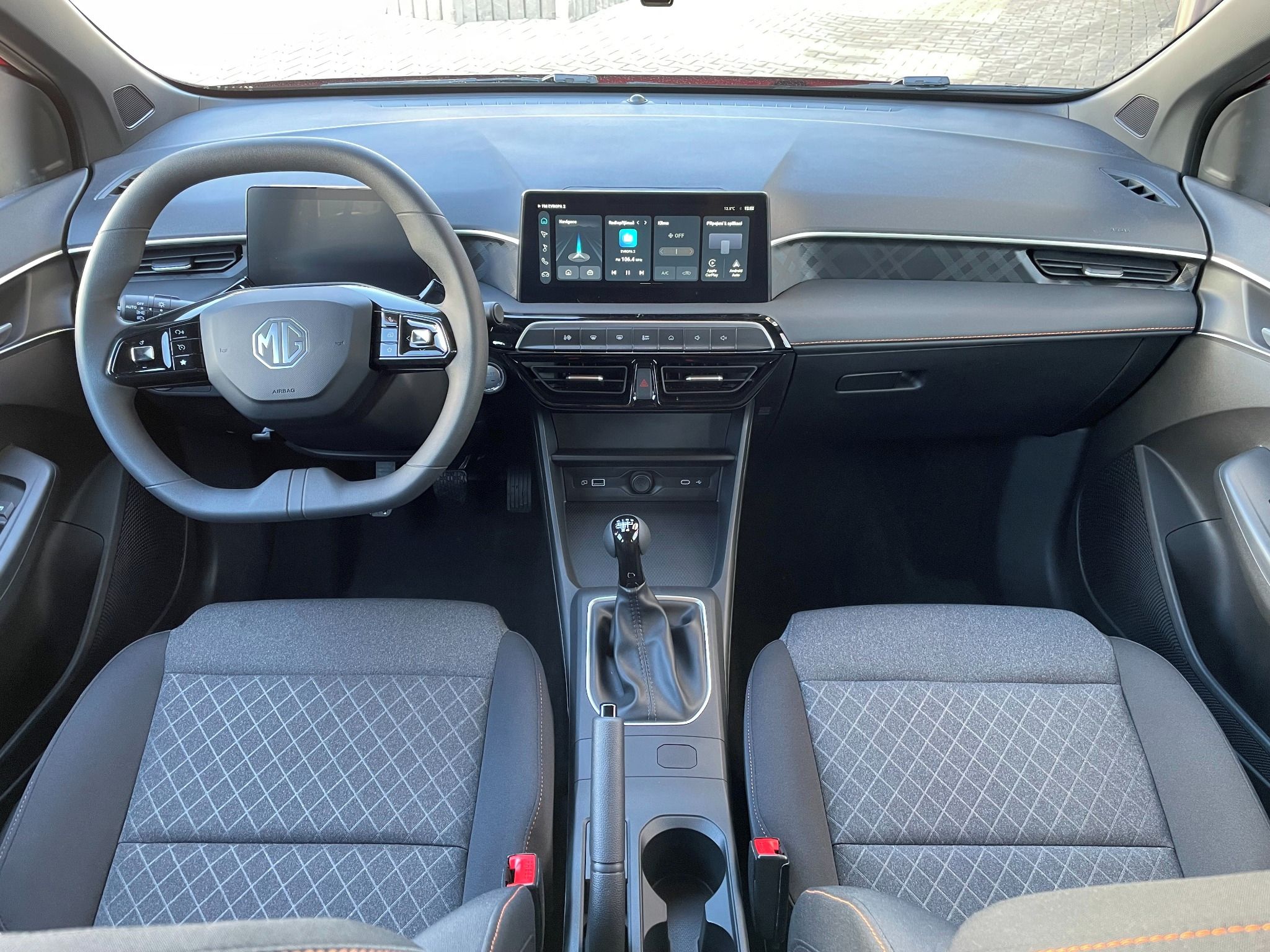 MG MG3, 1.5 5MT ELEGANCE - fotka 6