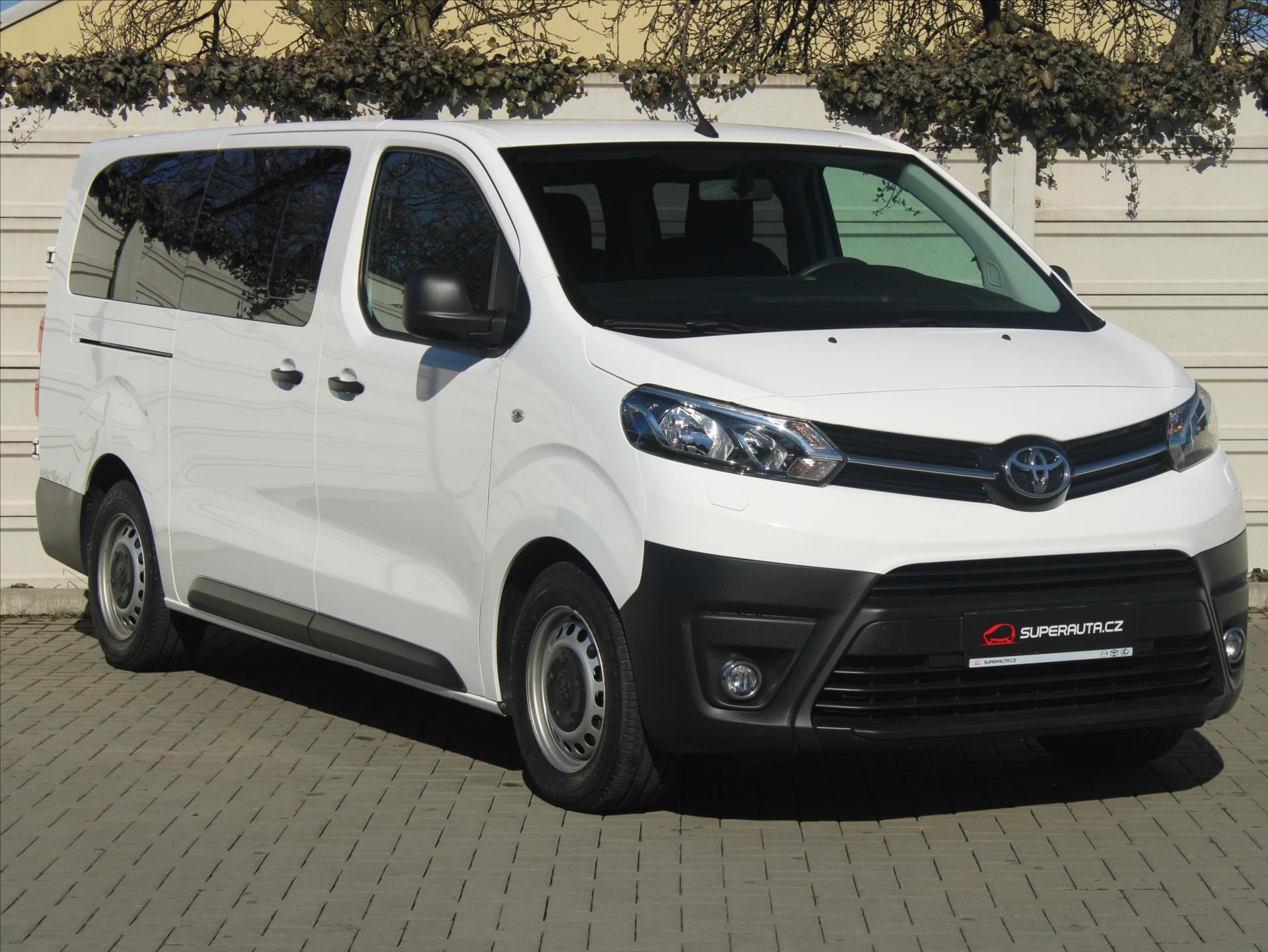 Toyota Proace, 2,0 D-4D 9míst L2 Tov.Záruka Č