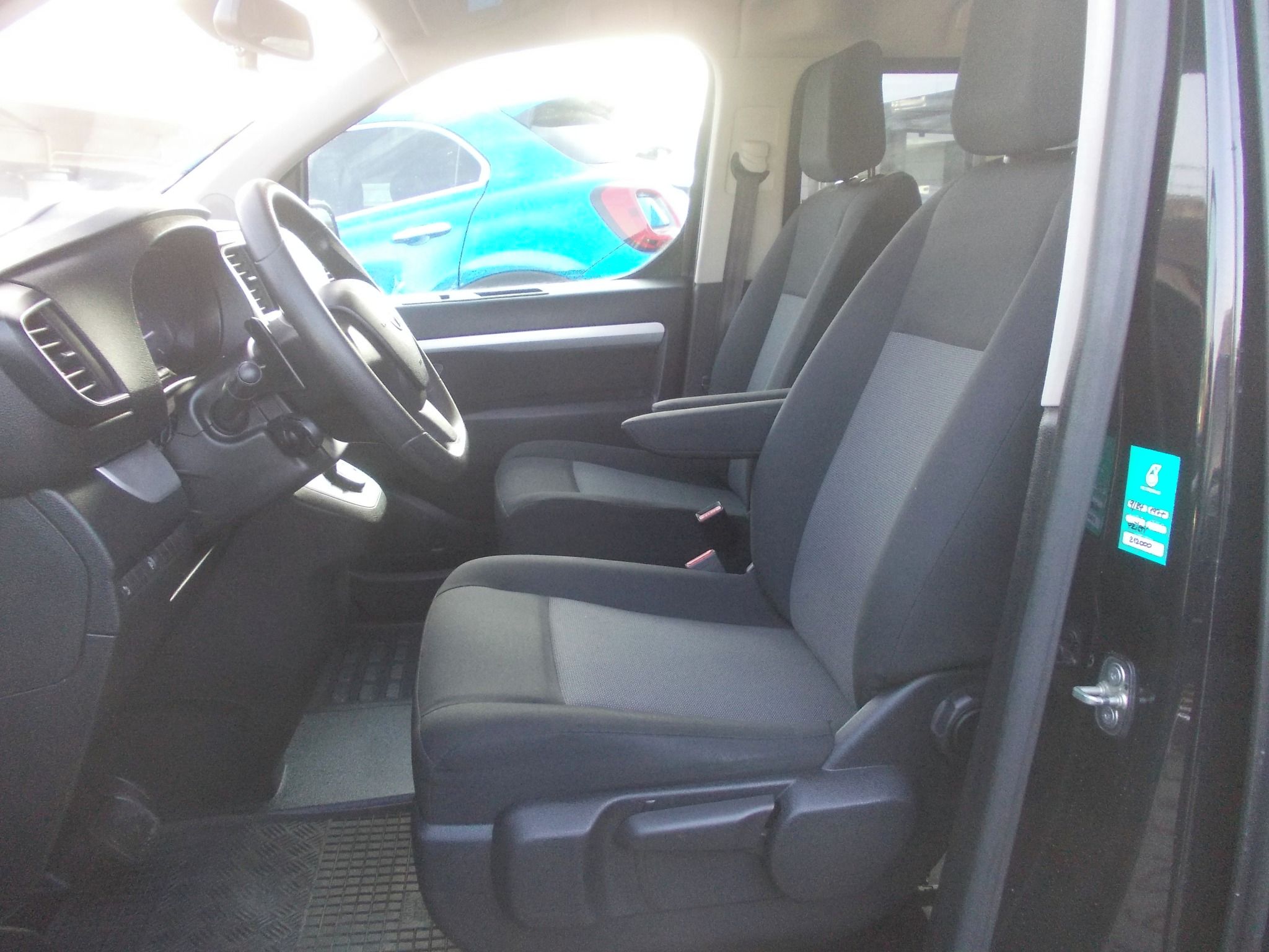 Toyota Proace Verso, 2.0D-4D 130KW AUT 8 MÍST - fotka 6