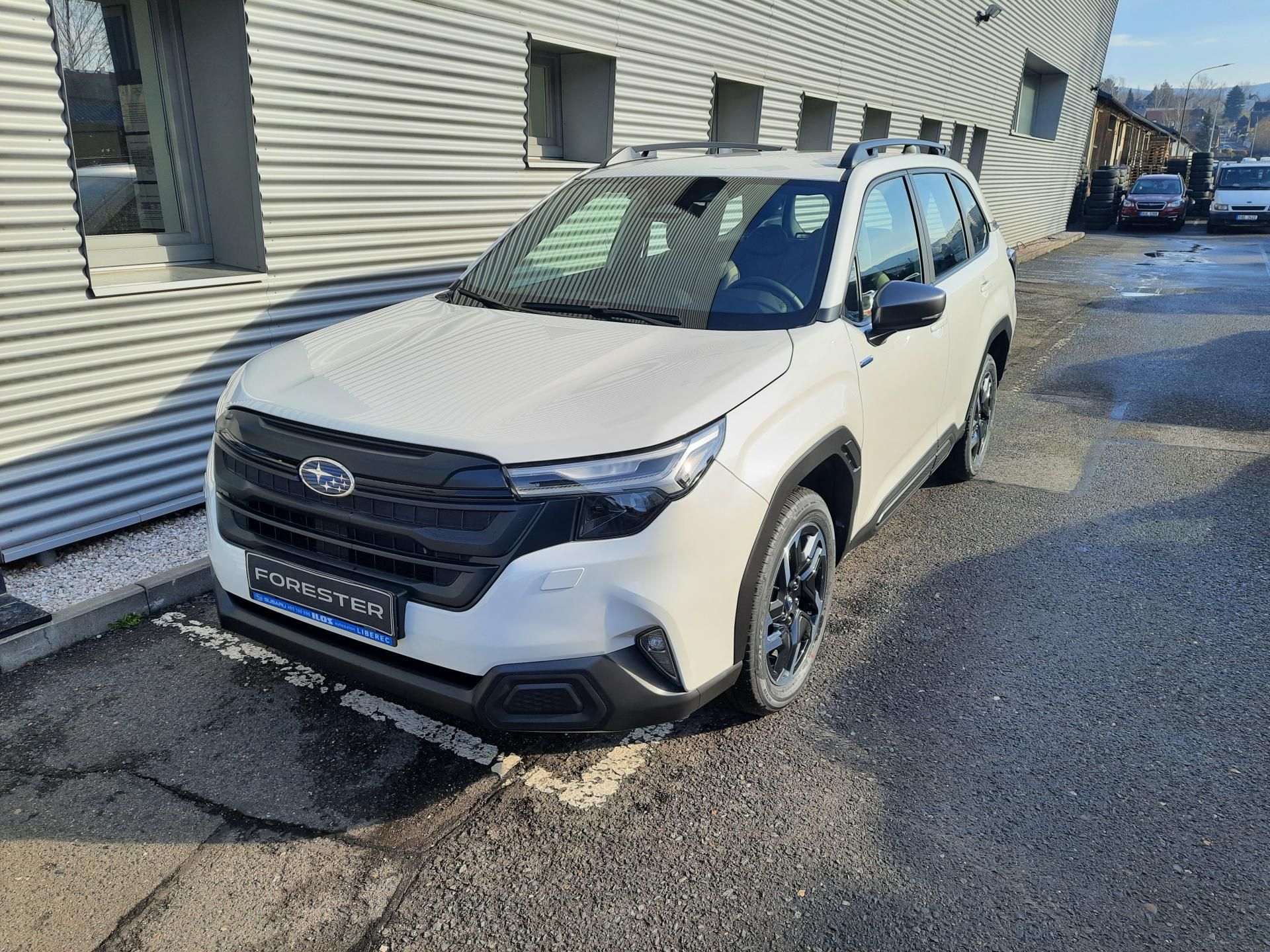Subaru Forester, NOVÝ FORESTER 2,0i COM. NAVI