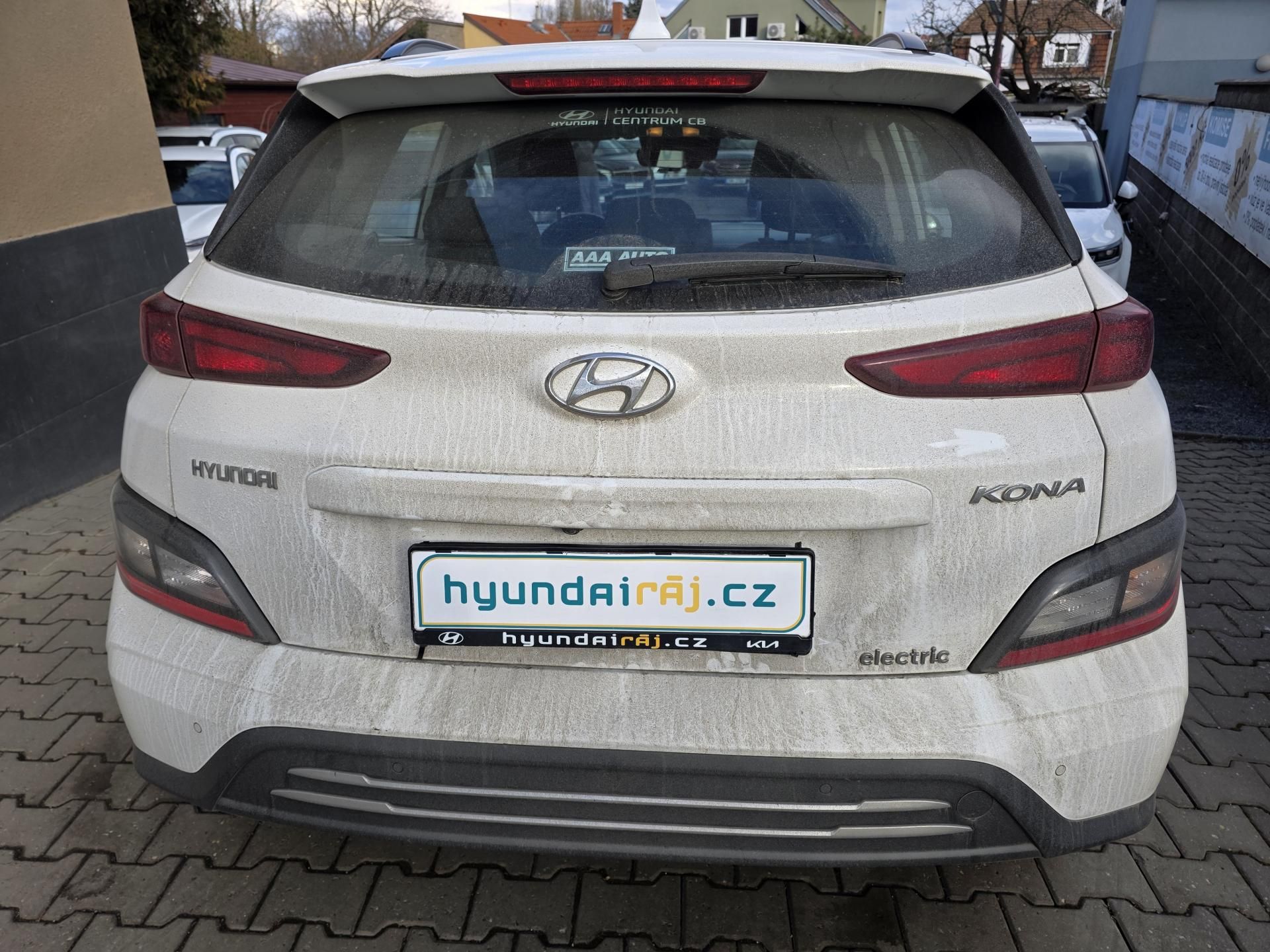 Hyundai Kona, EL-64KWh-V ZÁRUCE-TEP.ČERPADLO - fotka 6