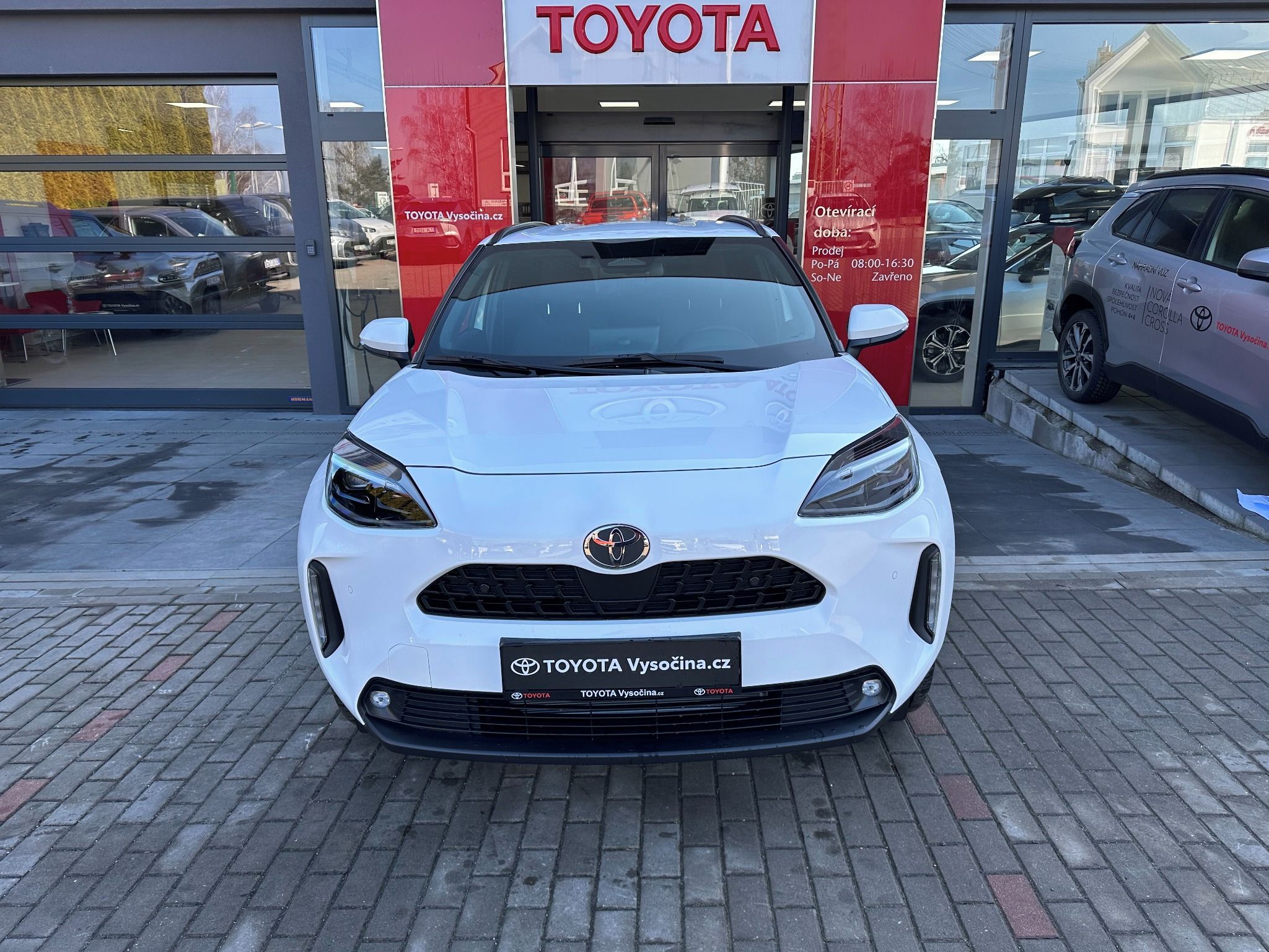 Toyota Yaris Cross, 1.5HEV 130PS Style - fotka 3