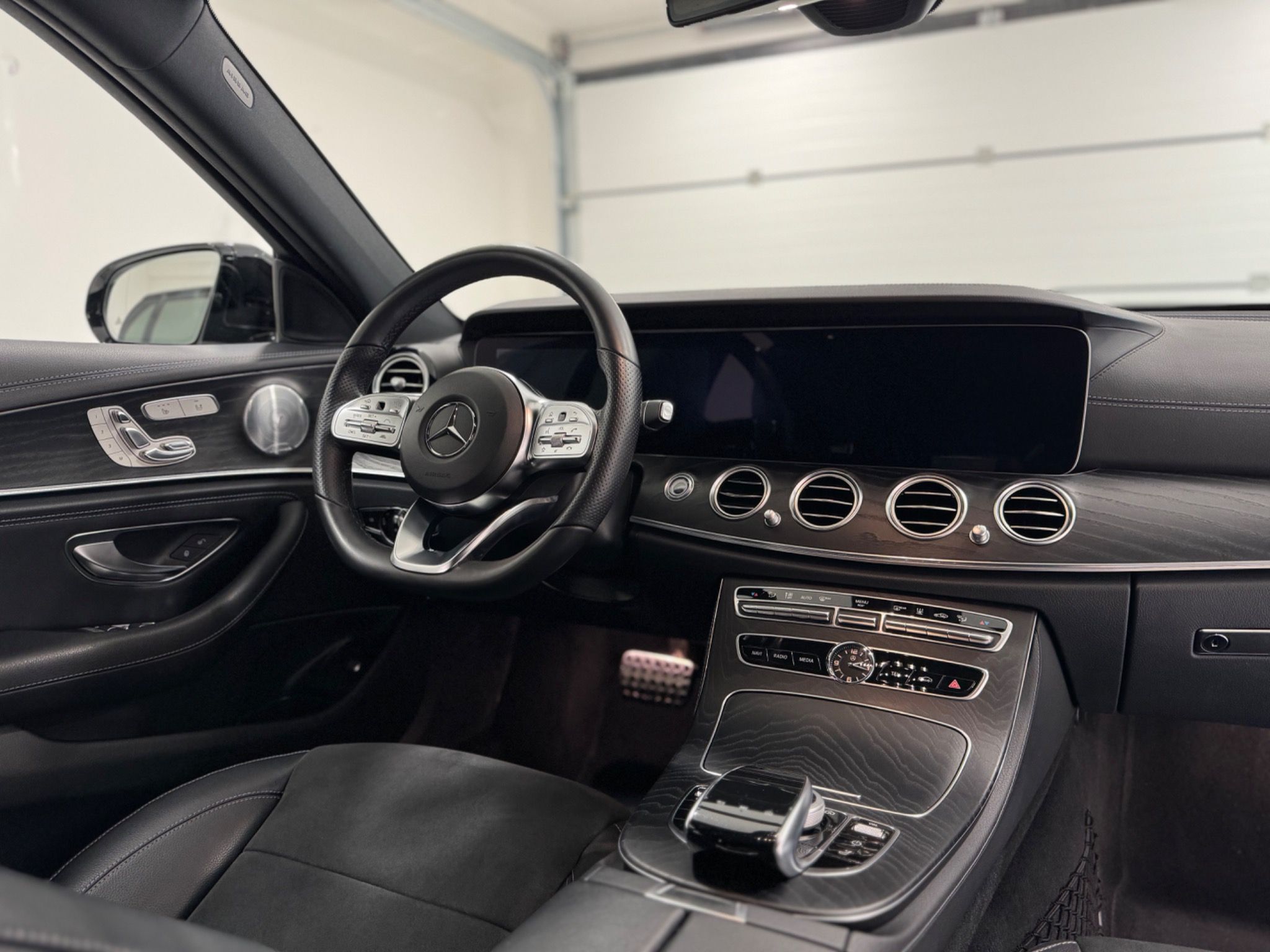 Mercedes-Benz Třídy E, E400d 4matic - ODPOČET DPH - fotka 6