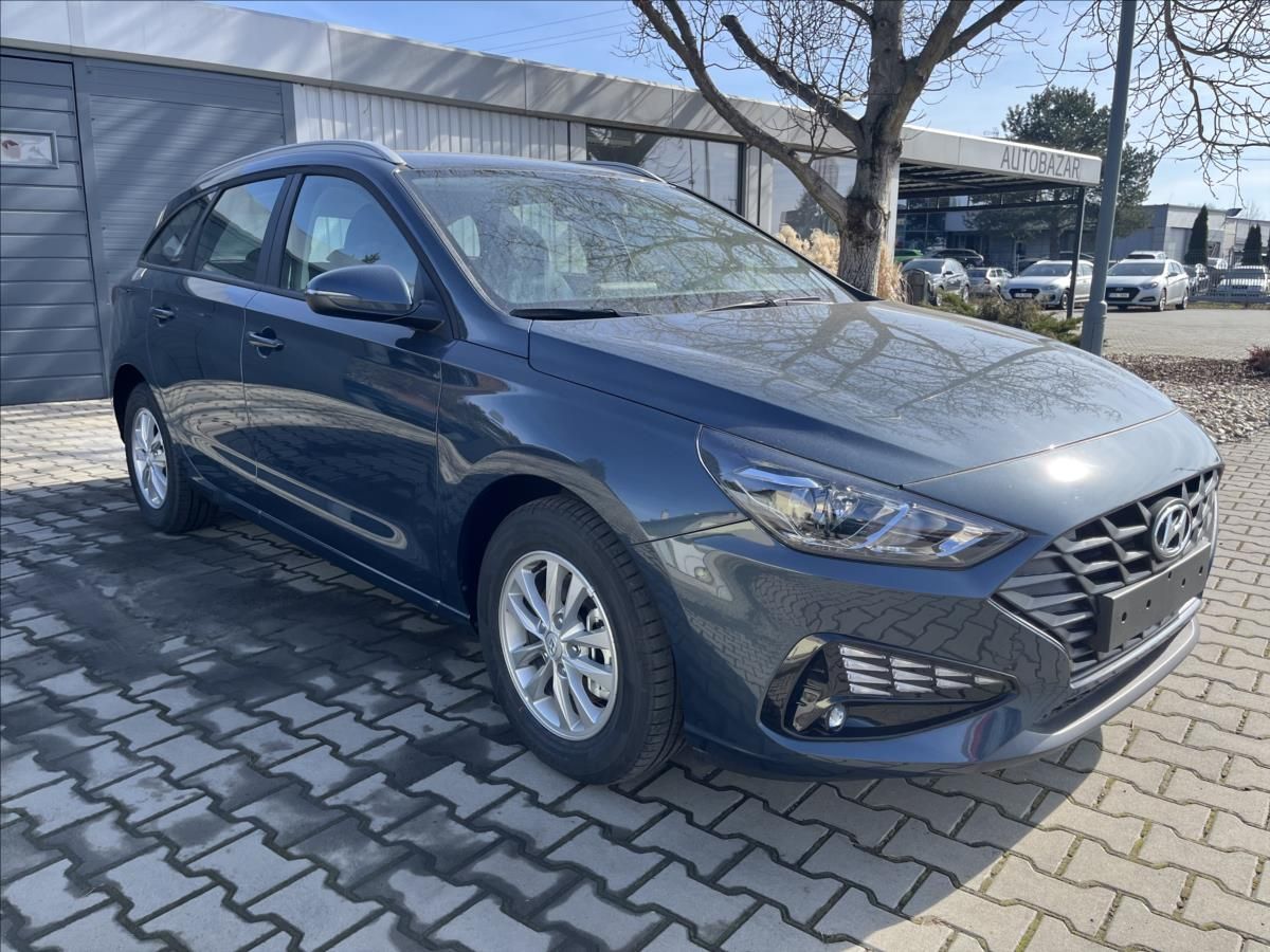 Hyundai i30, 1,0 T-GDI WG 88 kW VYHŘ. SEDAČ - fotka 3