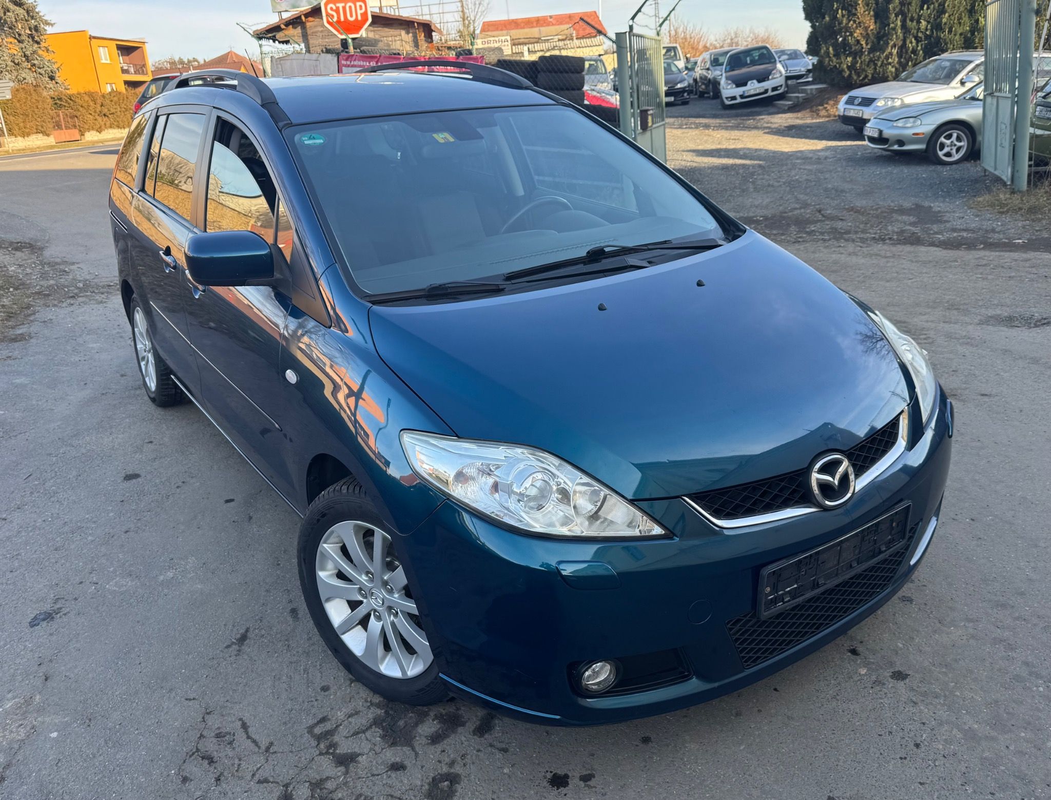Mazda 5, 2.0 CD 105kW.7.míst.Tažné - fotka 2