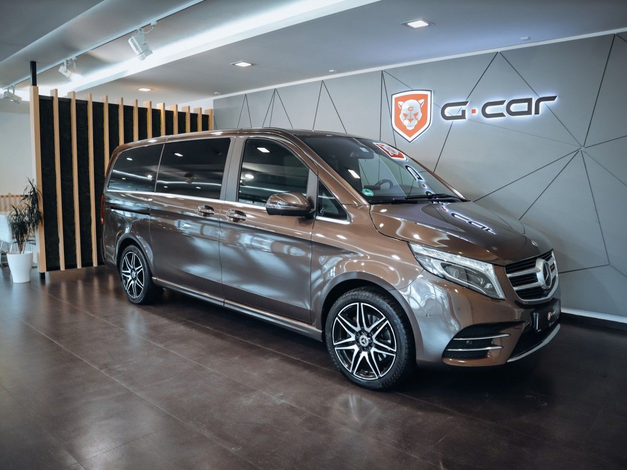 Mercedes-Benz Třídy V, V 250d 4MATIC AMG - fotka 3