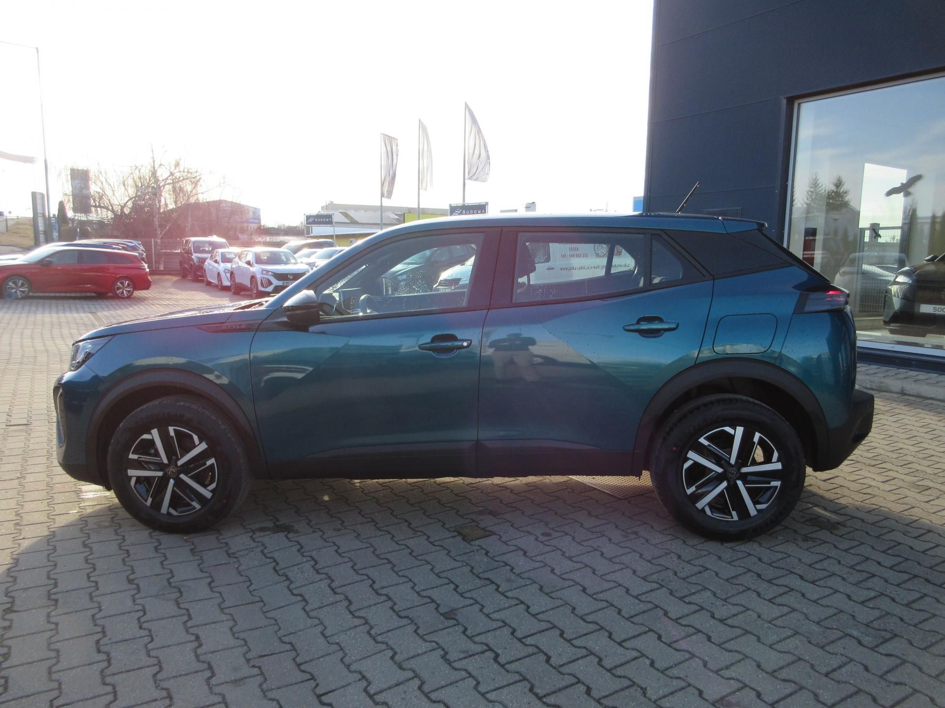 Peugeot 2008, STYLE PureTech 100 S&S MAN6 - fotka 6