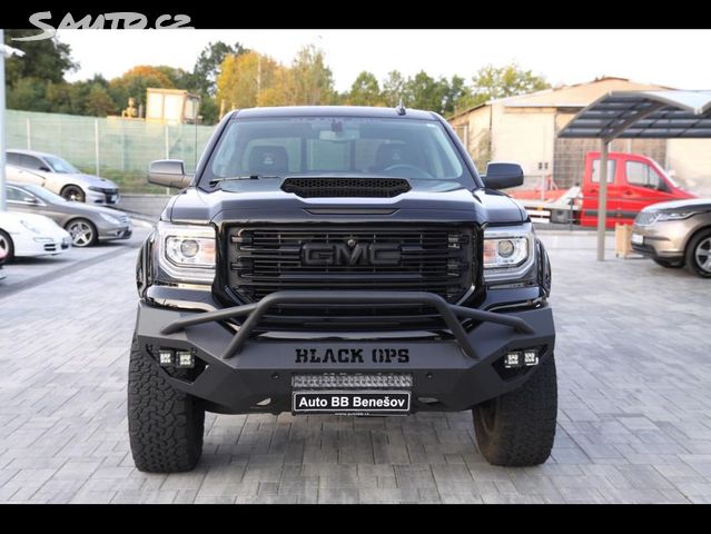 GMC Sierra
