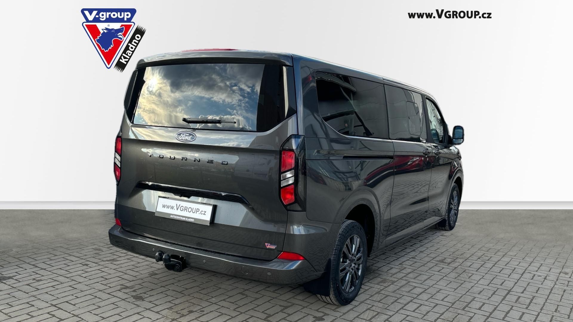 Ford Tourneo Custom, 2.0 170k L2 Titanium Winter - fotka 4