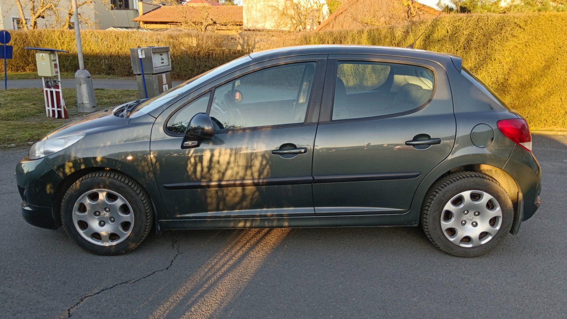 Peugeot 207, 1.4 70KW - fotka 2