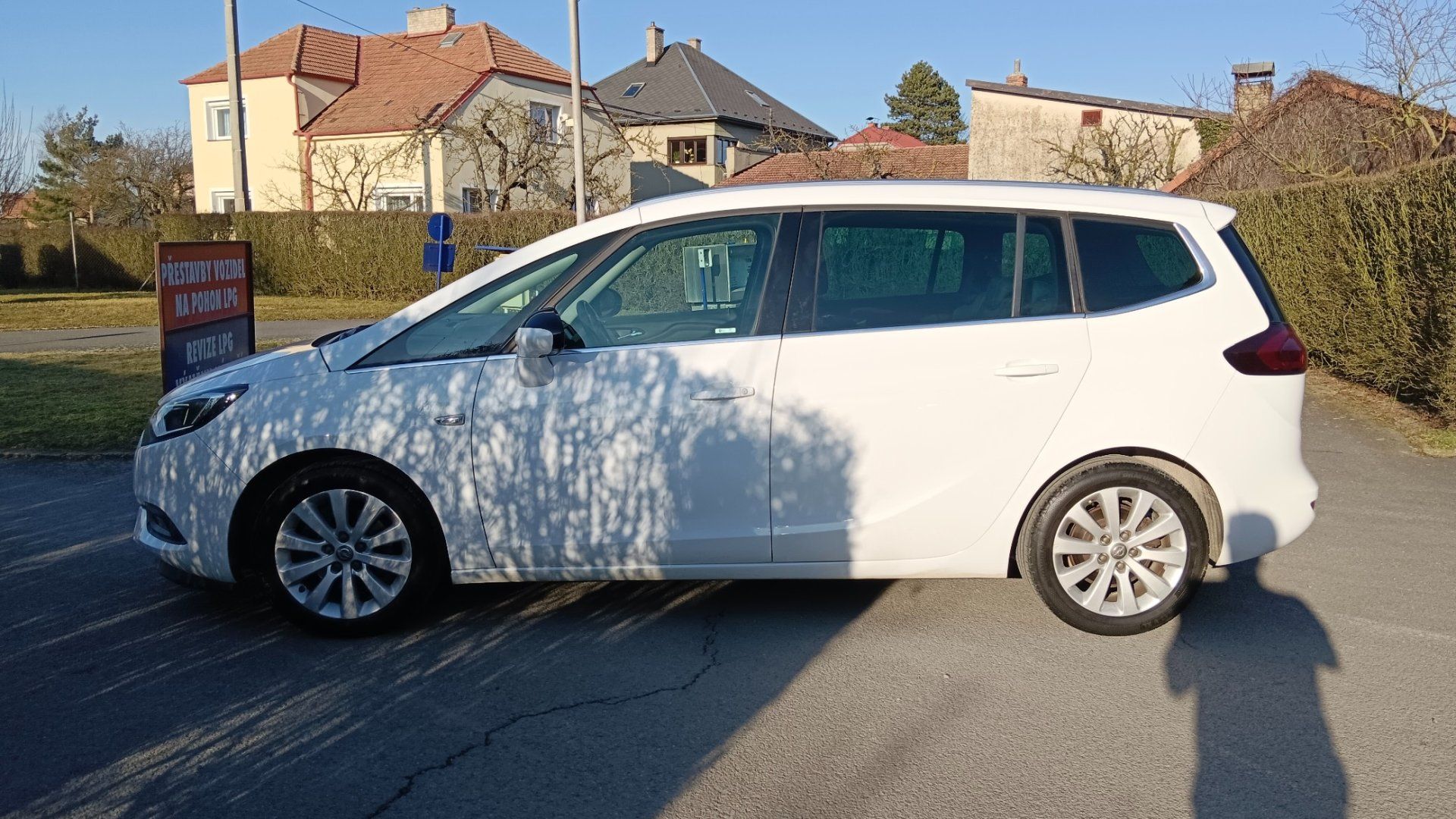 Opel Zafira, 1.4 16V 103KW - fotka 2