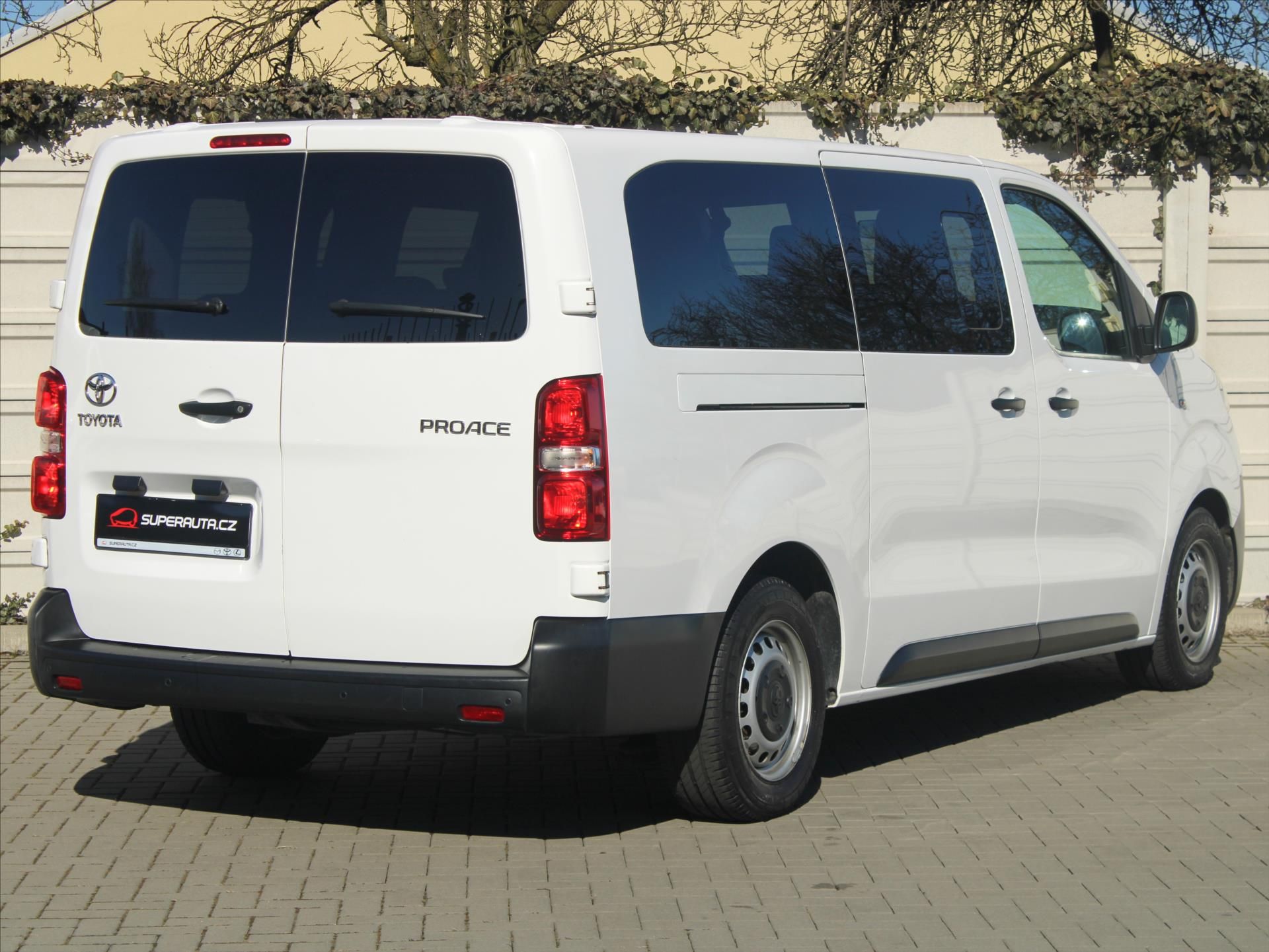 Toyota Proace, 2,0 D-4D 9míst L2 Tov.Záruka Č - fotka 6