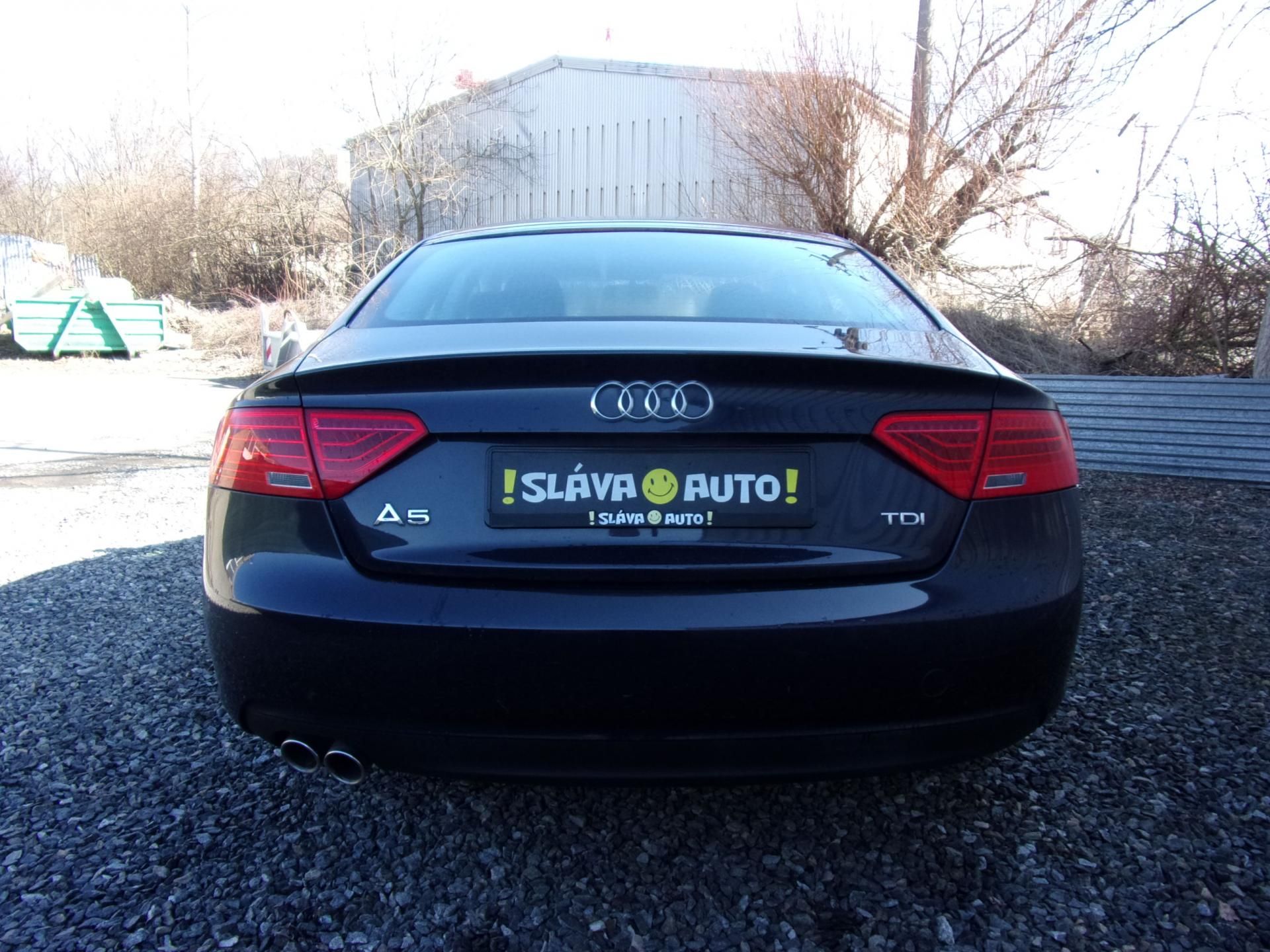 Audi A5, 2.0 TDi 189 000KM 2xLITÁ KOLA - fotka 6