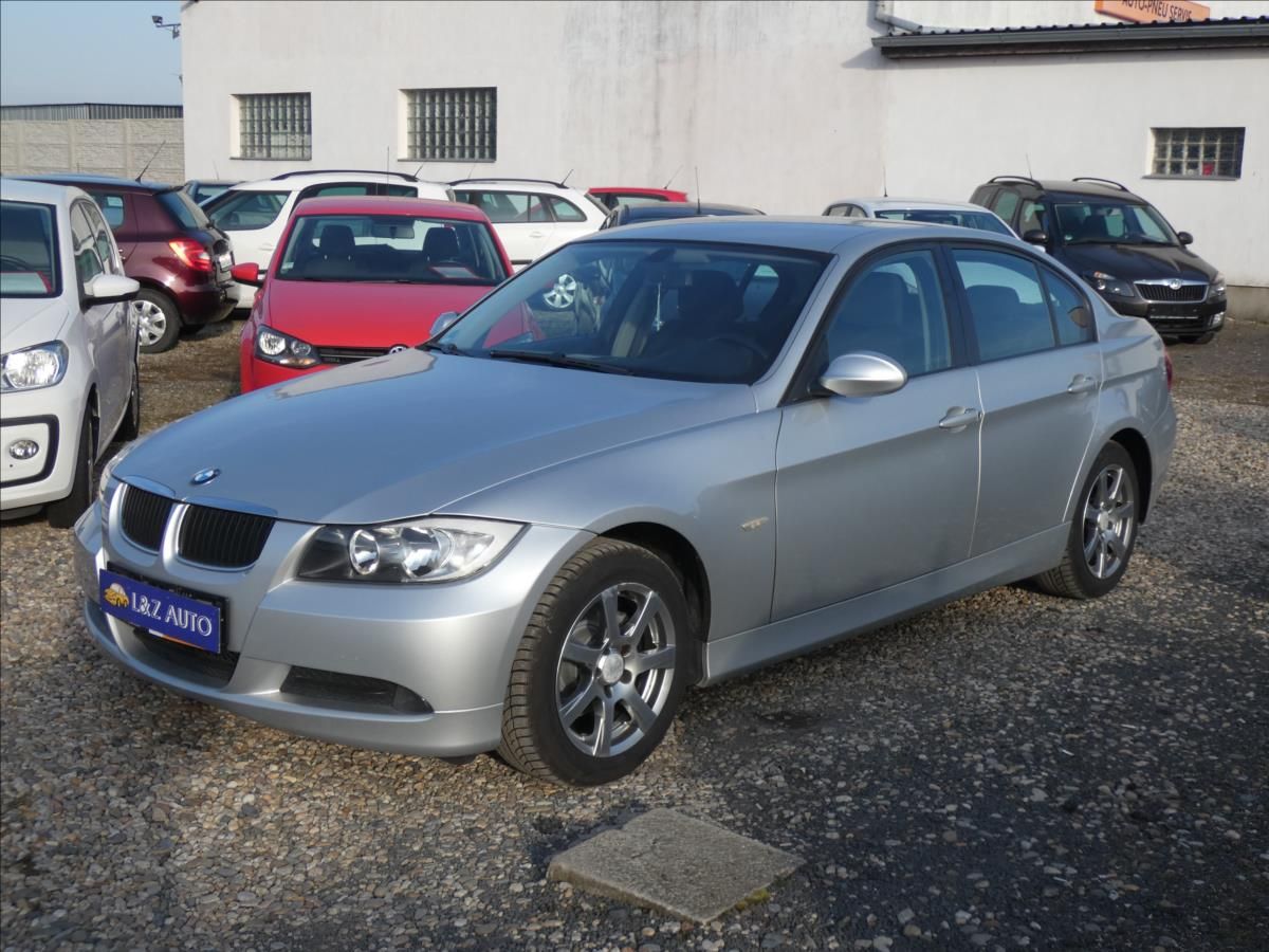 BMW Řada 3, 2,0 i