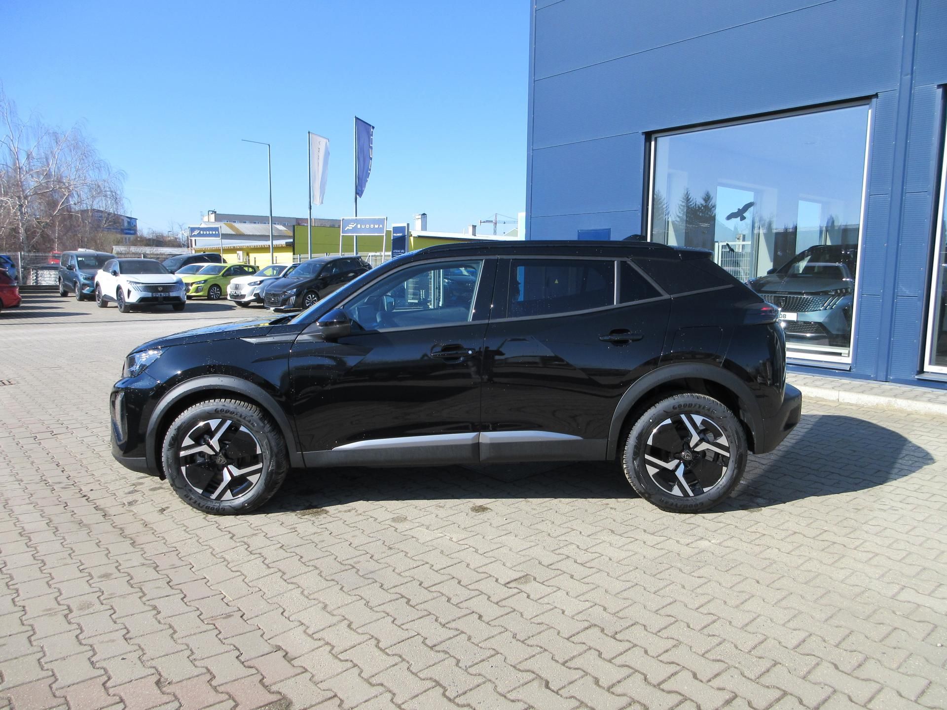 Peugeot 2008, ALLURE Hybrid 136 e-DCS6 - fotka 5
