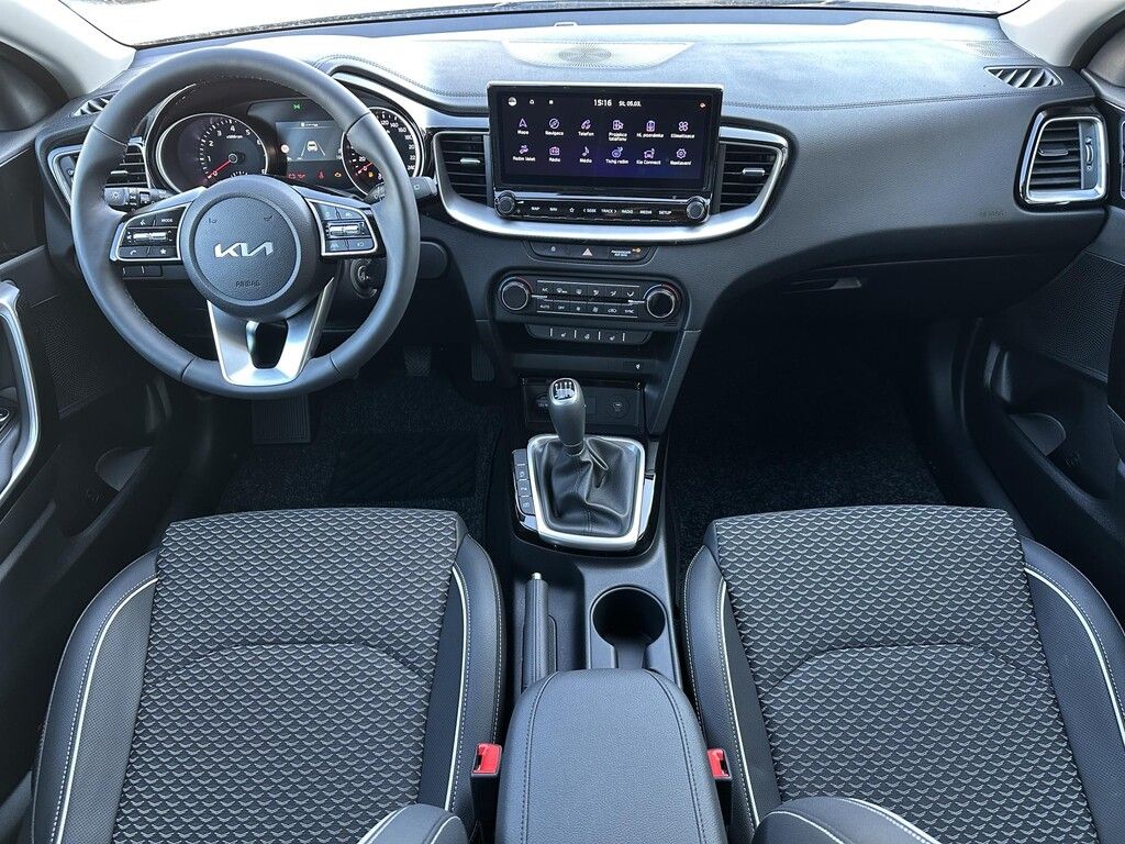 Kia XCee´d, 1,5 T-GDi 103 kW EXCLUSIVE - fotka 5