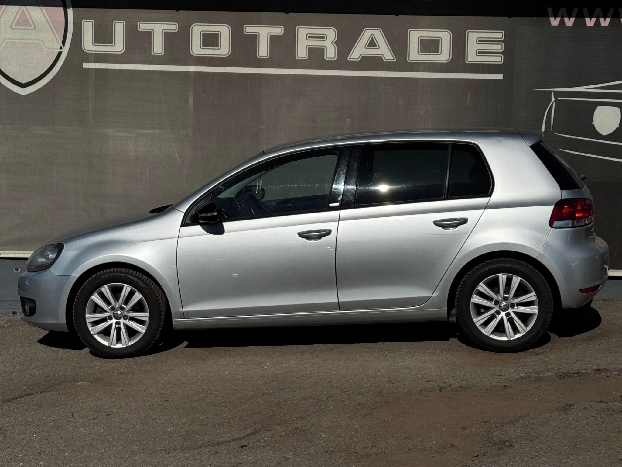 Volkswagen Golf, 1.2TSi 77kW, STYLE, 76tisKM !! - fotka 2