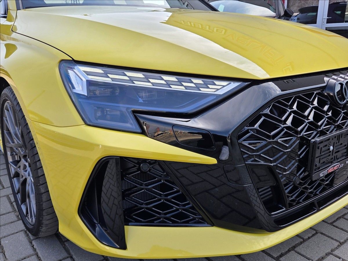 Audi RS3, 2,5 TFSi FACELIFT *MY2025* - fotka 5