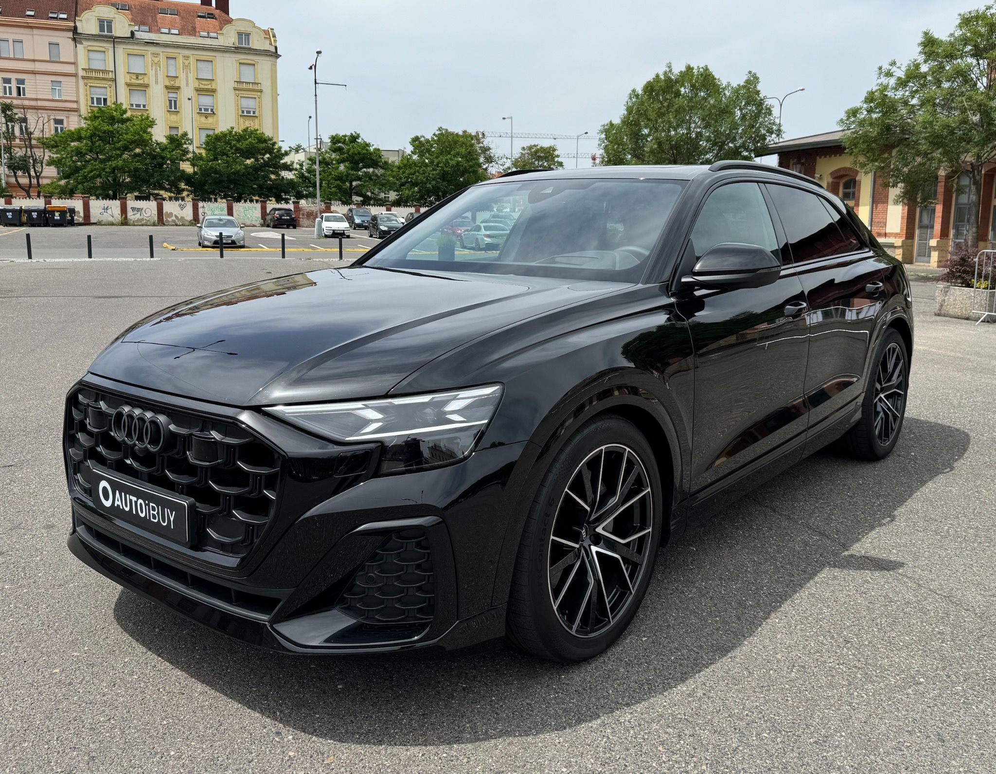 Audi Q8, 50 TDI SLINE - FACELIFT - MAX - fotka 3